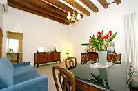 City Apartments * ונציה