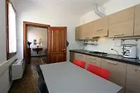 City Apartments דירה *