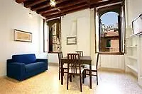 City Apartments Apartman Velence