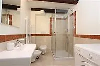 City Apartments Velence